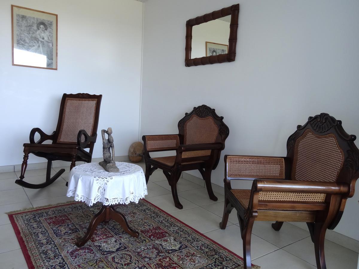 Bed & Breakfast 6 Suites Piscine Et Plage Pointe Faula Le Vauclin Extérieur photo