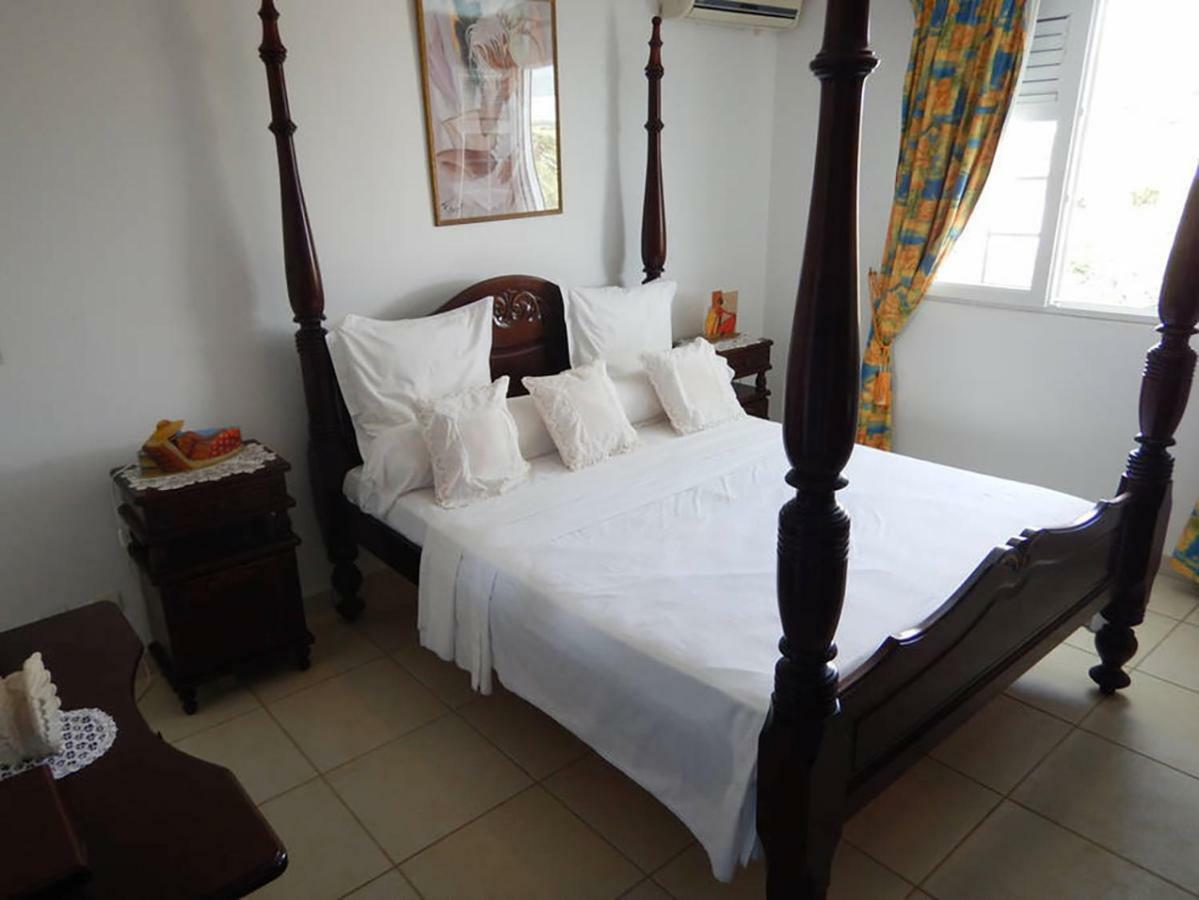 Bed & Breakfast 6 Suites Piscine Et Plage Pointe Faula Le Vauclin Extérieur photo